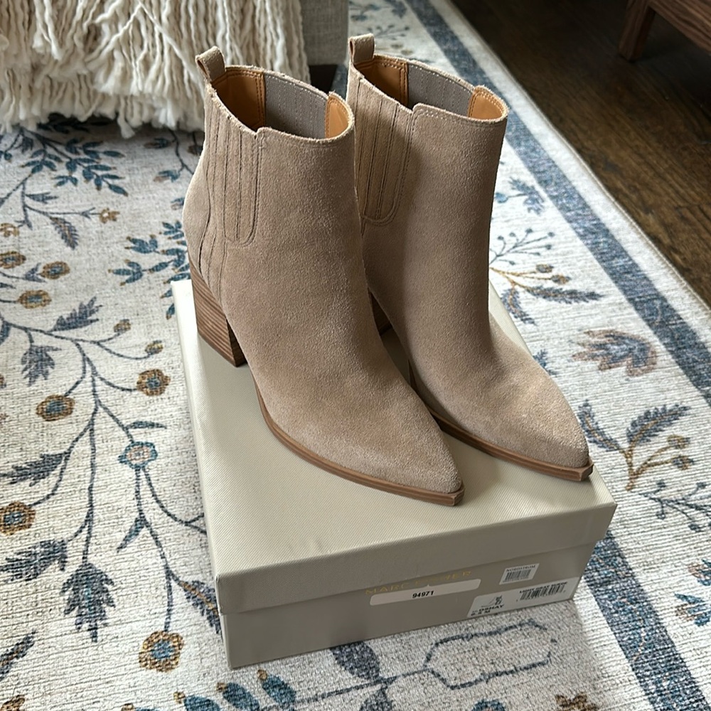 Marc Fisher Oshay Bootie - Women’s 8.5 - w/ box